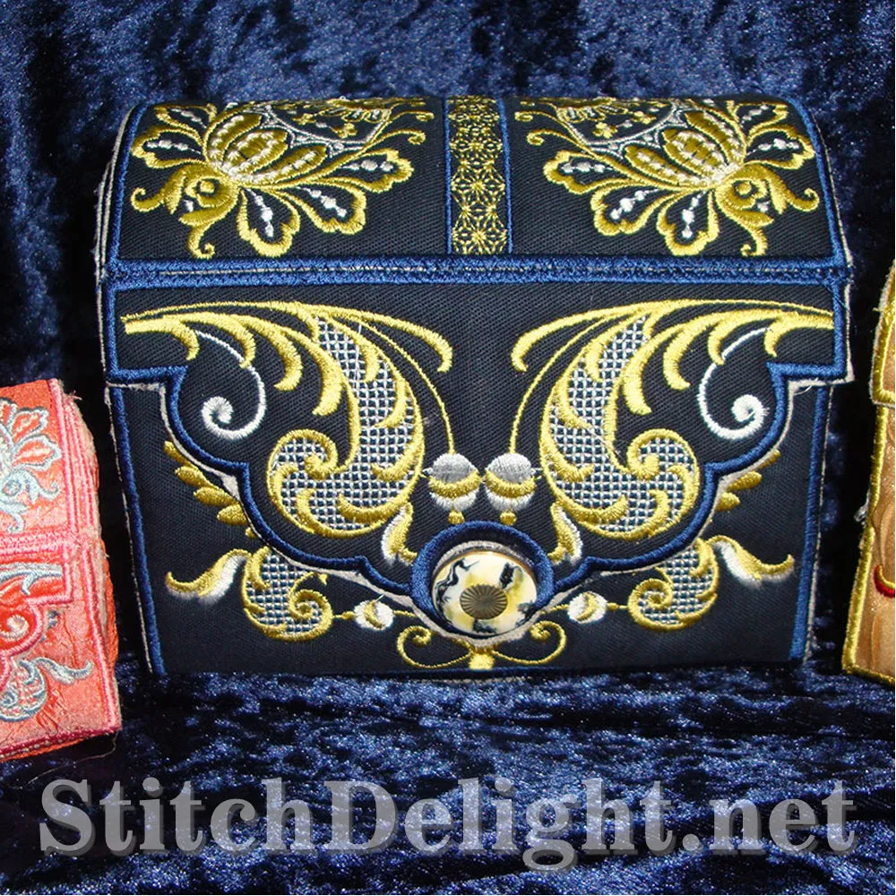 AE006 Goldwork Treasure Chest