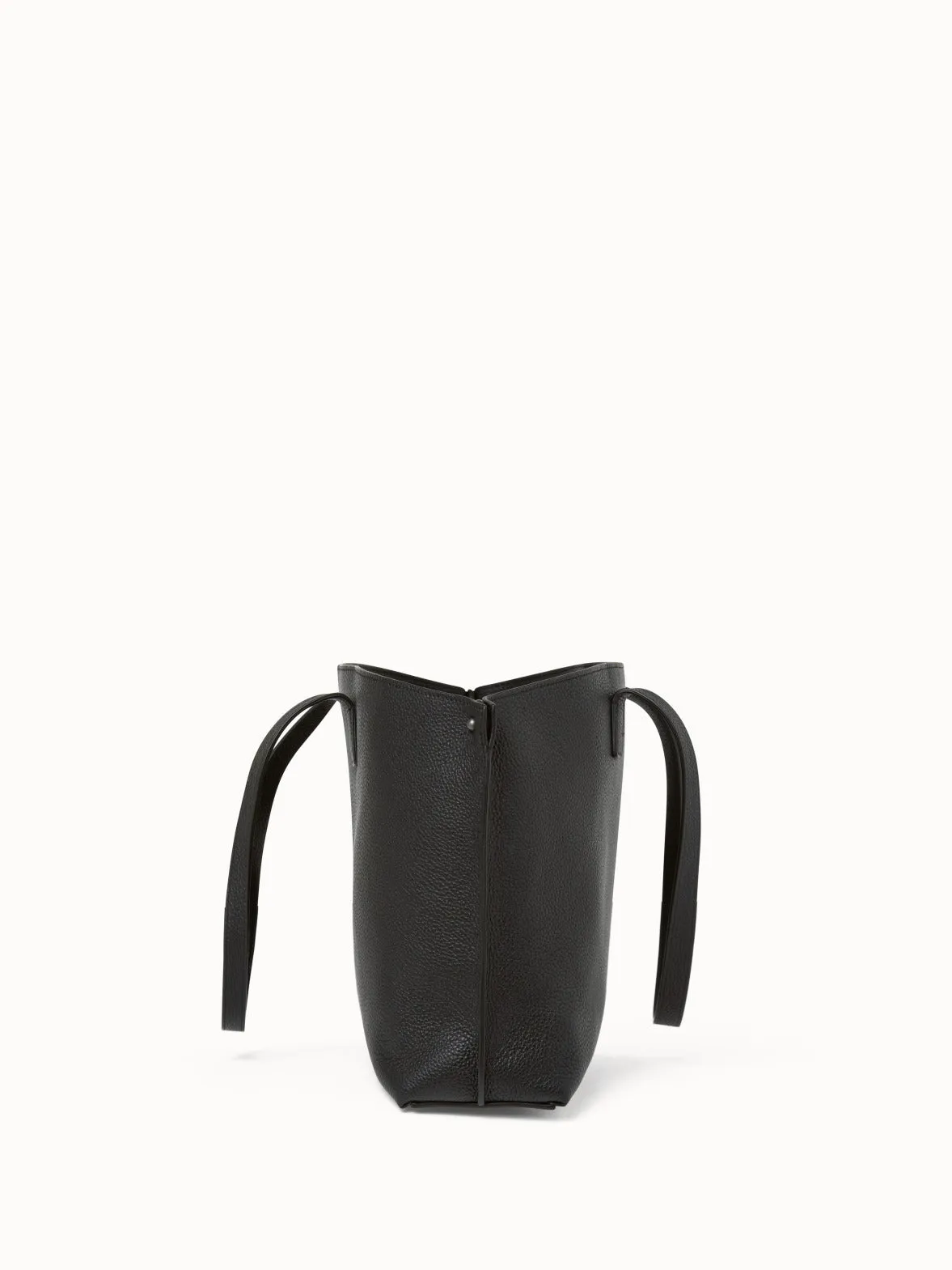 Ai Small Shoulder Tote