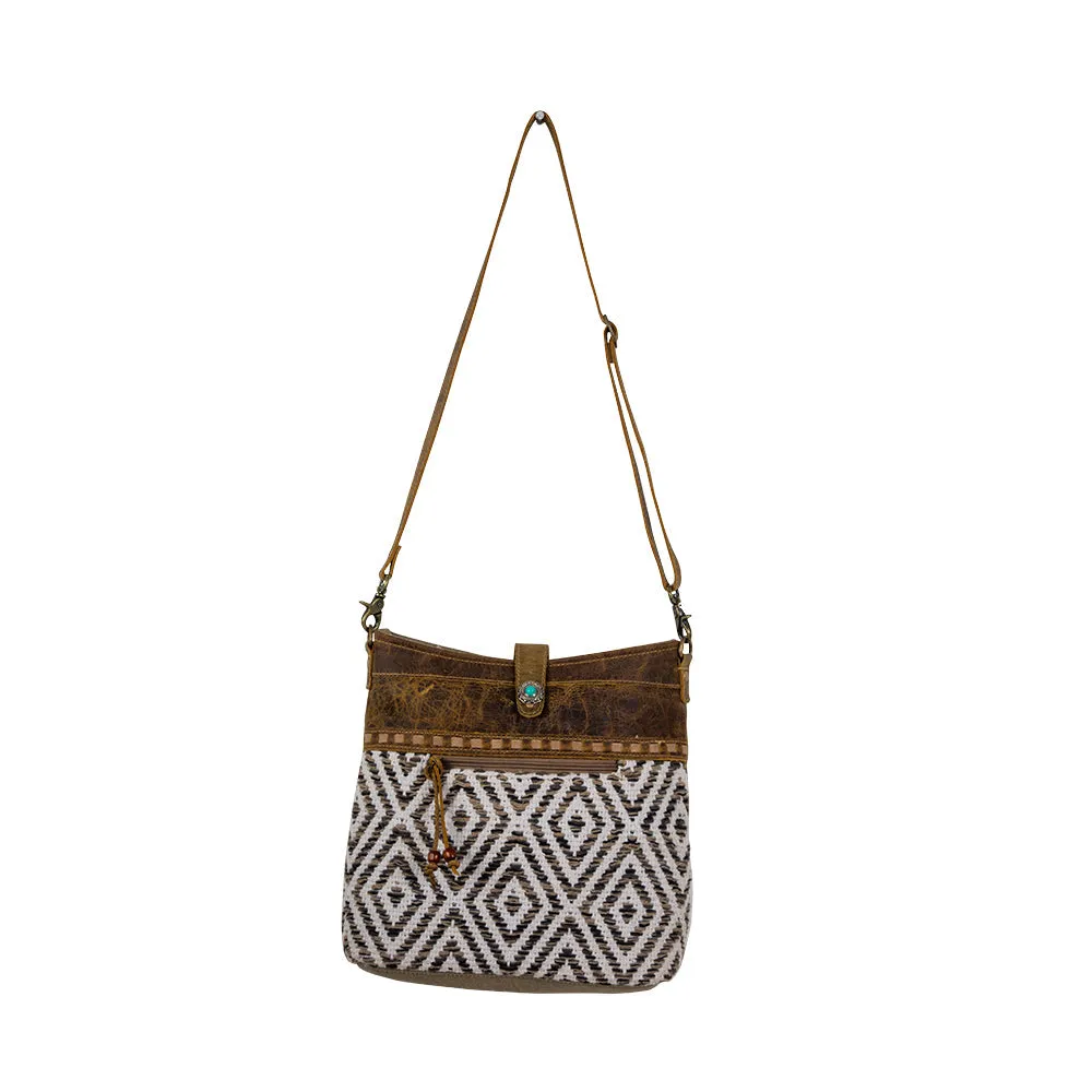 Sand Weaver Shoulder Bag