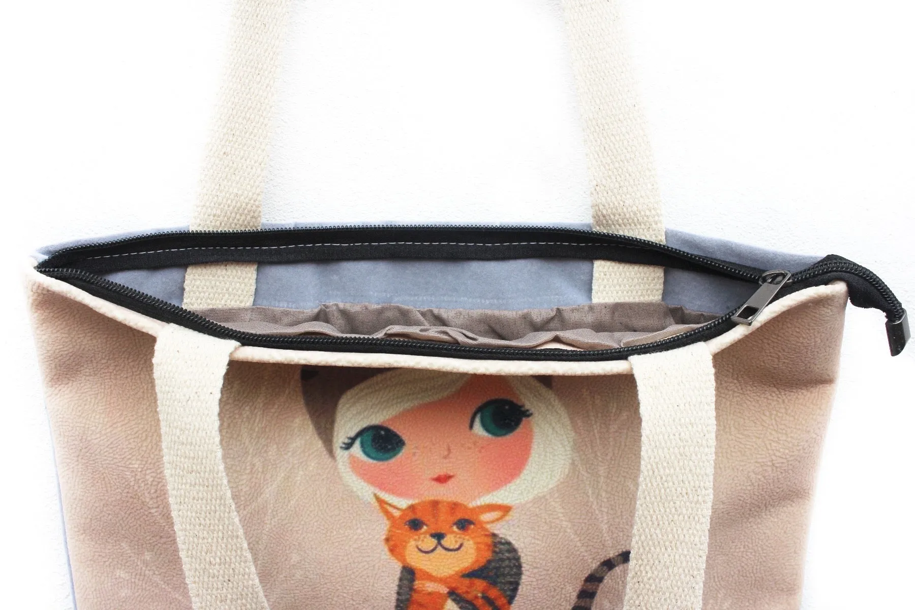 Tote Bag - Girl With Cats