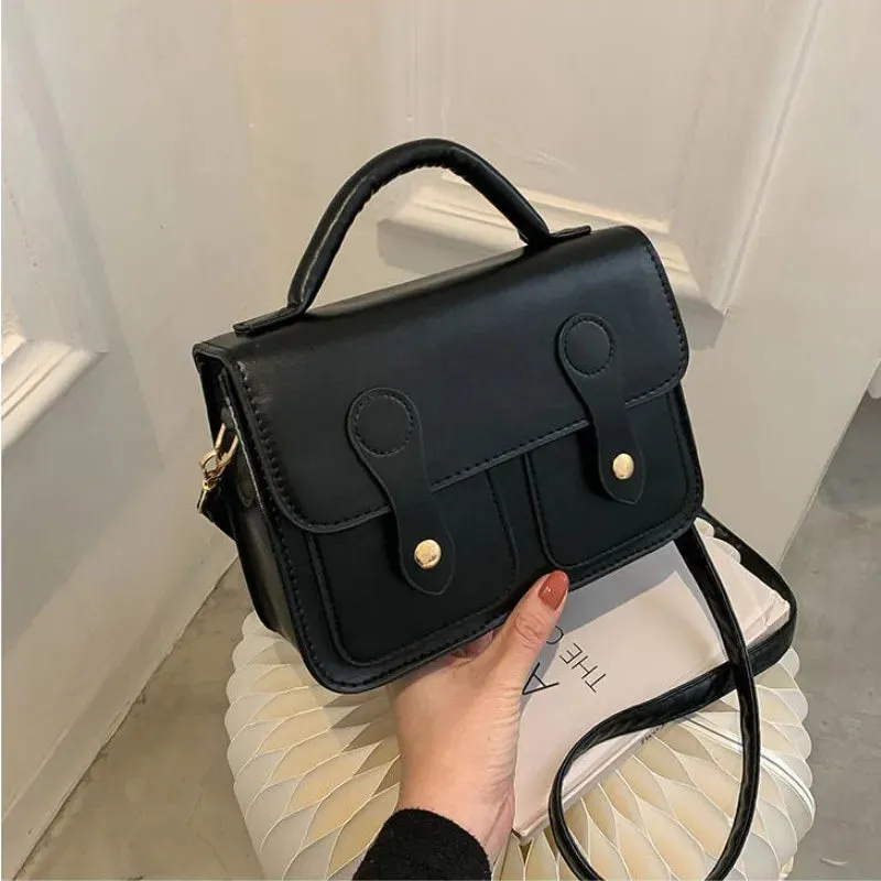 Uniwim That Girl Shoulder Bag