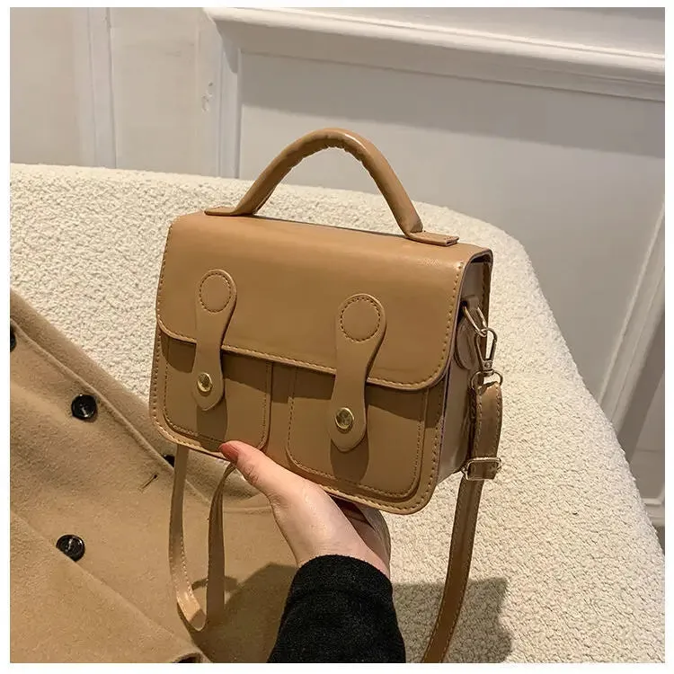 Uniwim That Girl Shoulder Bag