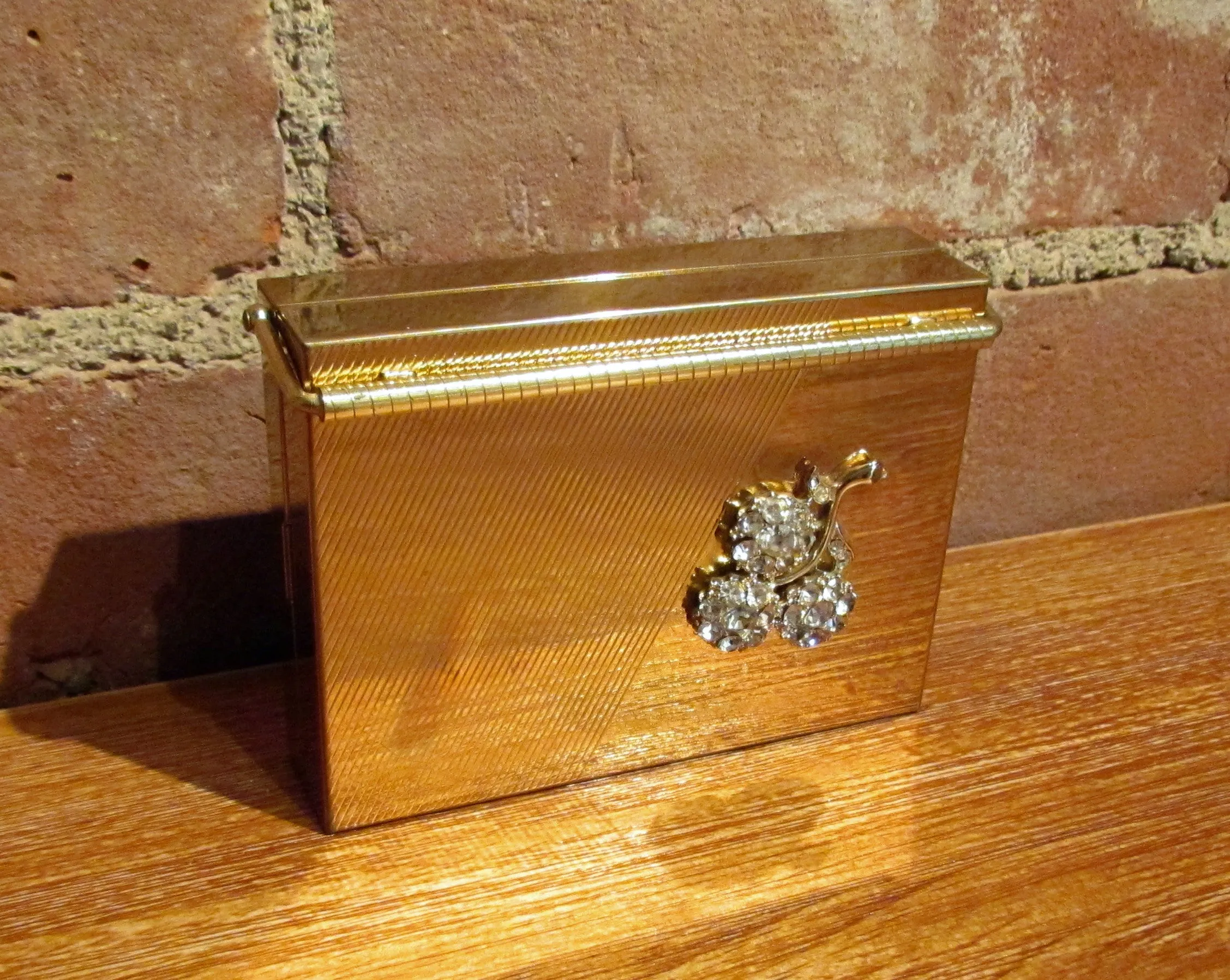 Volupte Purse & Cigarette Case 1950's Lip Lock Gold Rhinestone Moire Purse